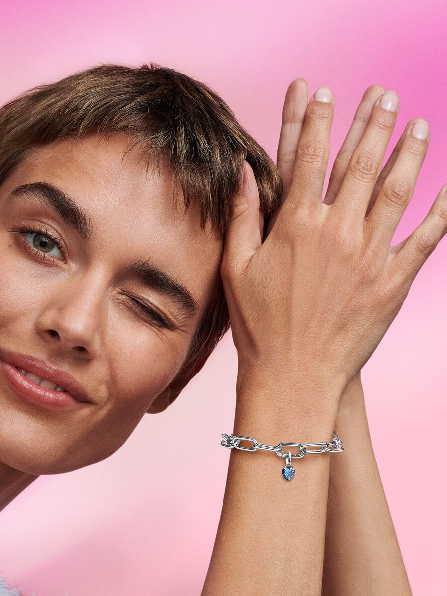 Mini-Conta Pendente Coração Chakra Azul Pandora ME Prata